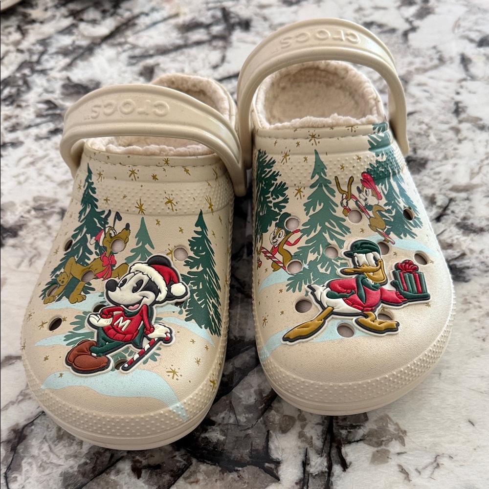 CROCSDisney' Festive